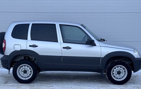 Chevrolet Niva I рестайлинг, 2018 год, 799 000 рублей, 6 фотография