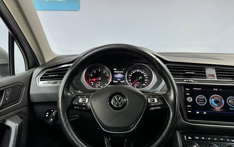 Volkswagen Tiguan II, 2017 год, 2 632 000 рублей, 17 фотография