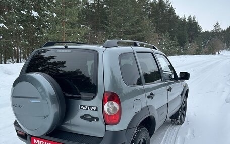 Chevrolet Niva I рестайлинг, 2013 год, 600 000 рублей, 4 фотография