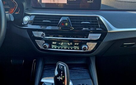 BMW 6 серия, 2021 год, 6 770 000 рублей, 15 фотография