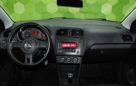 Volkswagen Polo VI (EU Market), 2011 год, 650 000 рублей, 13 фотография