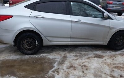 Hyundai Solaris II рестайлинг, 2014 год, 820 000 рублей, 1 фотография