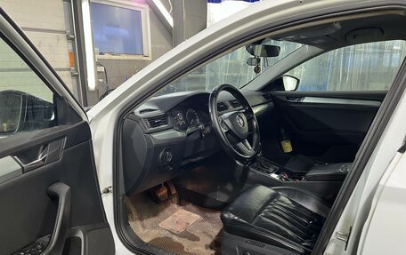 Skoda Superb III рестайлинг, 2018 год, 850 000 рублей, 2 фотография