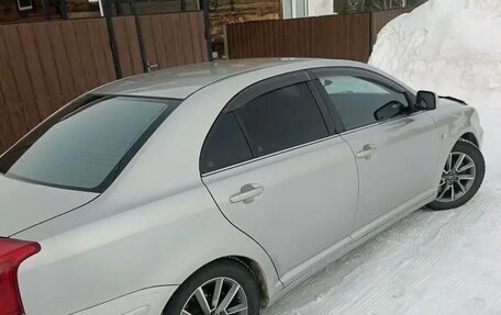 Toyota Avensis III рестайлинг, 2004 год, 749 000 рублей, 2 фотография