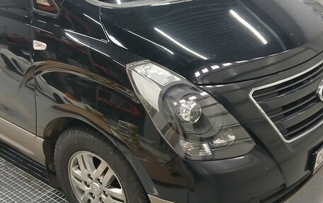 Hyundai H-1 II рестайлинг, 2016 год, 2 500 000 рублей, 2 фотография