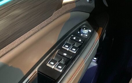 Geely Tugella FY11, 2021 год, 3 300 000 рублей, 8 фотография