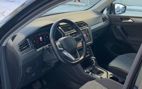 Volkswagen Tiguan II, 2021 год, 3 050 000 рублей, 8 фотография