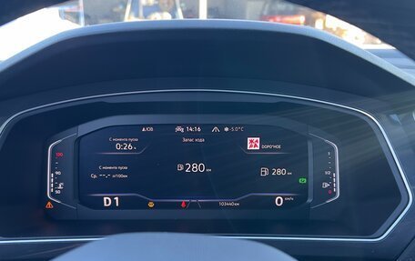 Volkswagen Tiguan II, 2021 год, 3 050 000 рублей, 31 фотография