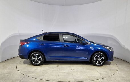 Hyundai Solaris II рестайлинг, 2021 год, 1 600 000 рублей, 5 фотография