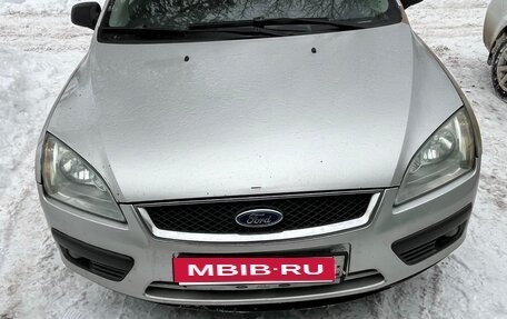 Ford Focus II рестайлинг, 2005 год, 280 000 рублей, 1 фотография