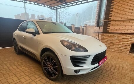 Porsche Macan I рестайлинг, 2017 год, 3 100 000 рублей, 1 фотография
