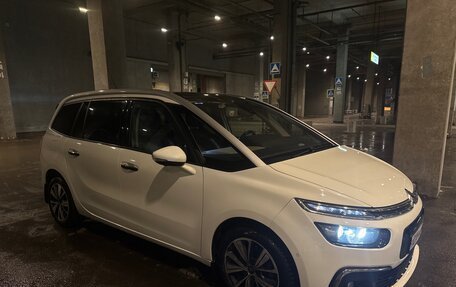 Citroen C4 Picasso II рестайлинг, 2016 год, 1 300 000 рублей, 4 фотография