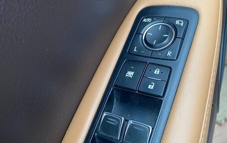 Lexus RX IV рестайлинг, 2017 год, 4 050 000 рублей, 4 фотография