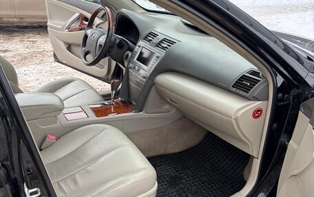 Toyota Camry, 2011 год, 1 300 000 рублей, 17 фотография