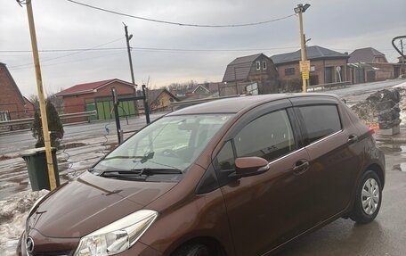 Toyota Vitz, 2012 год, 1 100 000 рублей, 3 фотография