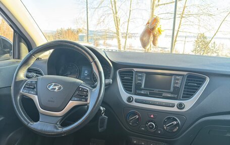 Hyundai Solaris II рестайлинг, 2017 год, 1 450 000 рублей, 12 фотография