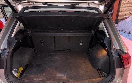 Volkswagen Tiguan II, 2020 год, 1 800 000 рублей, 11 фотография
