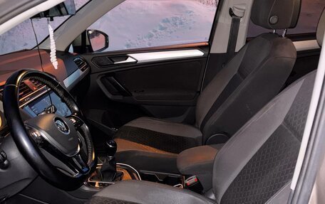 Volkswagen Tiguan II, 2020 год, 1 800 000 рублей, 8 фотография