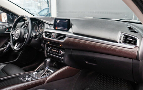 Mazda 6, 2017 год, 1 990 000 рублей, 7 фотография