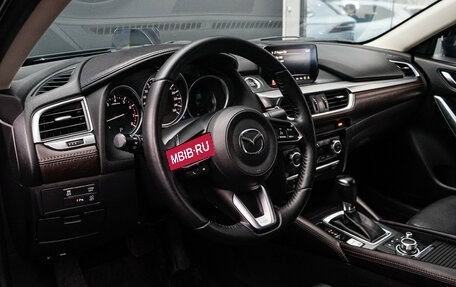 Mazda 6, 2017 год, 1 990 000 рублей, 12 фотография