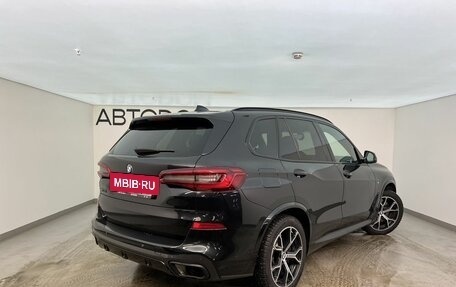 BMW X5, 2019 год, 5 890 000 рублей, 2 фотография