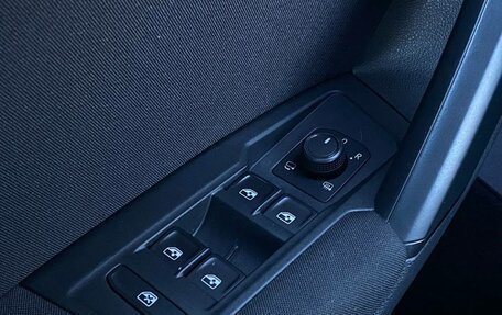 Volkswagen Tiguan II, 2021 год, 2 872 600 рублей, 20 фотография