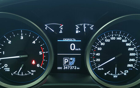 Toyota Land Cruiser 200, 2012 год, 3 659 000 рублей, 15 фотография