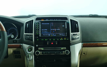 Toyota Land Cruiser 200, 2012 год, 3 659 000 рублей, 17 фотография