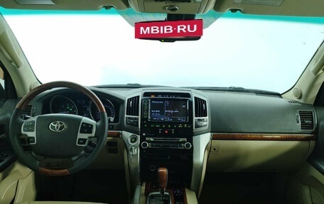 Toyota Land Cruiser 200, 2012 год, 3 659 000 рублей, 12 фотография