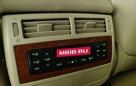 Toyota Land Cruiser 200, 2012 год, 3 659 000 рублей, 28 фотография