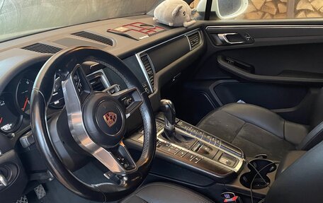 Porsche Macan I рестайлинг, 2017 год, 3 100 000 рублей, 7 фотография