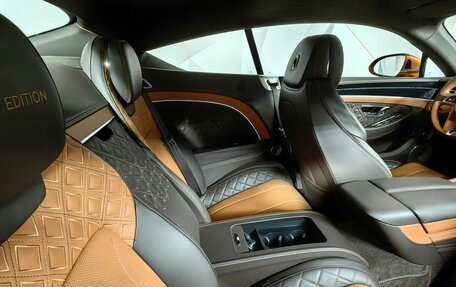 Bentley Continental GT III, 2018 год, 20 000 000 рублей, 15 фотография