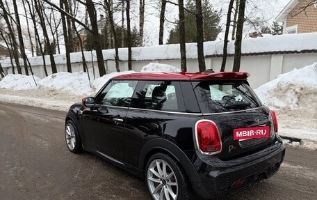 MINI Hatch, 2019 год, 2 380 000 рублей, 9 фотография