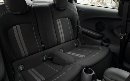 MINI Hatch, 2019 год, 2 380 000 рублей, 25 фотография