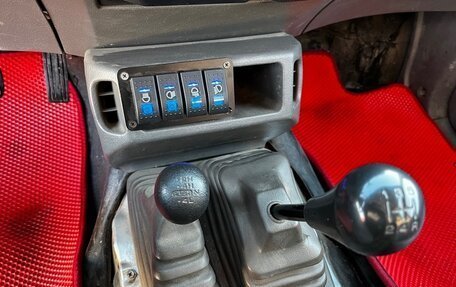 Nissan Terrano II рестайлинг, 1996 год, 500 000 рублей, 25 фотография