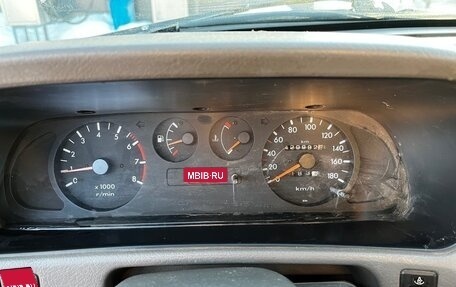 Nissan Terrano II рестайлинг, 1996 год, 500 000 рублей, 23 фотография