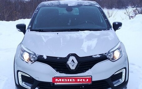 Renault Kaptur I рестайлинг, 2017 год, 1 500 000 рублей, 3 фотография