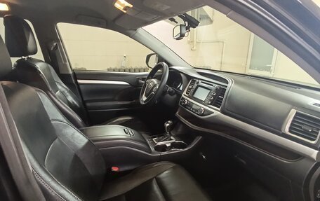 Toyota Highlander III, 2014 год, 2 990 000 рублей, 10 фотография