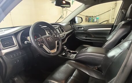 Toyota Highlander III, 2014 год, 2 990 000 рублей, 9 фотография