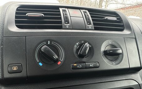 Skoda Fabia II, 2013 год, 490 000 рублей, 11 фотография