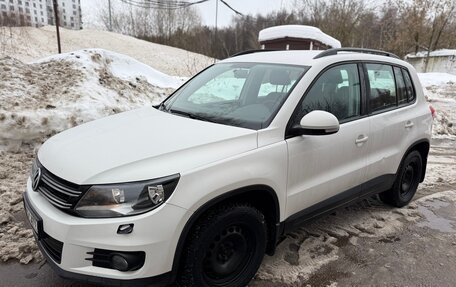 Volkswagen Tiguan I, 2011 год, 899 999 рублей, 3 фотография