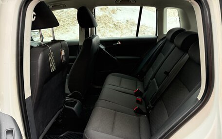 Volkswagen Tiguan I, 2011 год, 899 999 рублей, 10 фотография