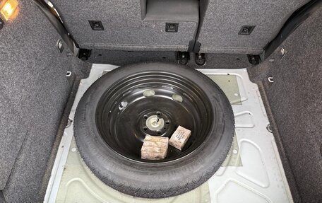 Volkswagen Tiguan I, 2011 год, 899 999 рублей, 33 фотография