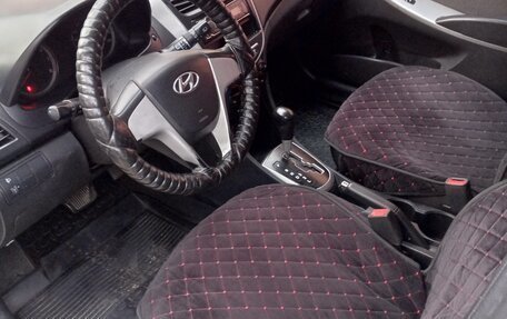 Hyundai Solaris II рестайлинг, 2014 год, 490 000 рублей, 4 фотография