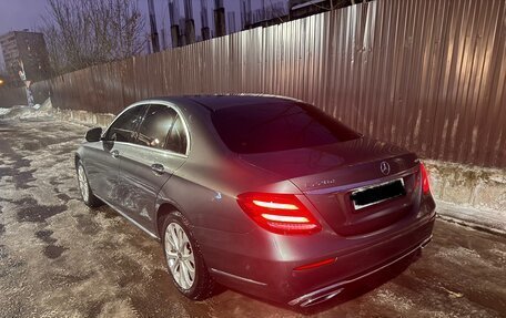 Mercedes-Benz E-Класс, 2019 год, 4 200 000 рублей, 5 фотография