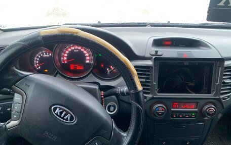 KIA Magentis II рестайлинг, 2010 год, 650 000 рублей, 12 фотография