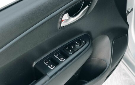 KIA Rio IV, 2021 год, 1 800 000 рублей, 16 фотография