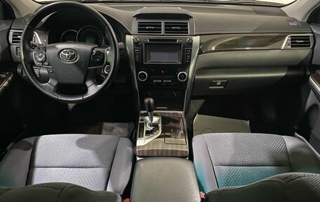 Toyota Camry, 2014 год, 1 815 000 рублей, 13 фотография