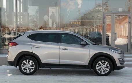 Hyundai Tucson III, 2019 год, 2 400 000 рублей, 4 фотография
