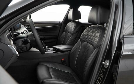 BMW 5 серия, 2017 год, 3 289 999 рублей, 11 фотография